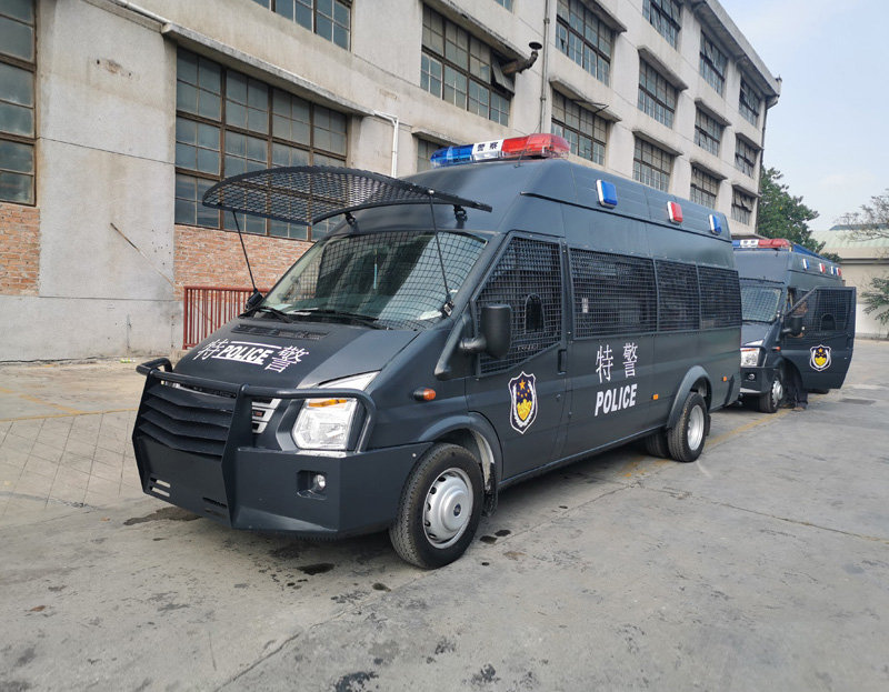 運(yùn)兵車(chē)